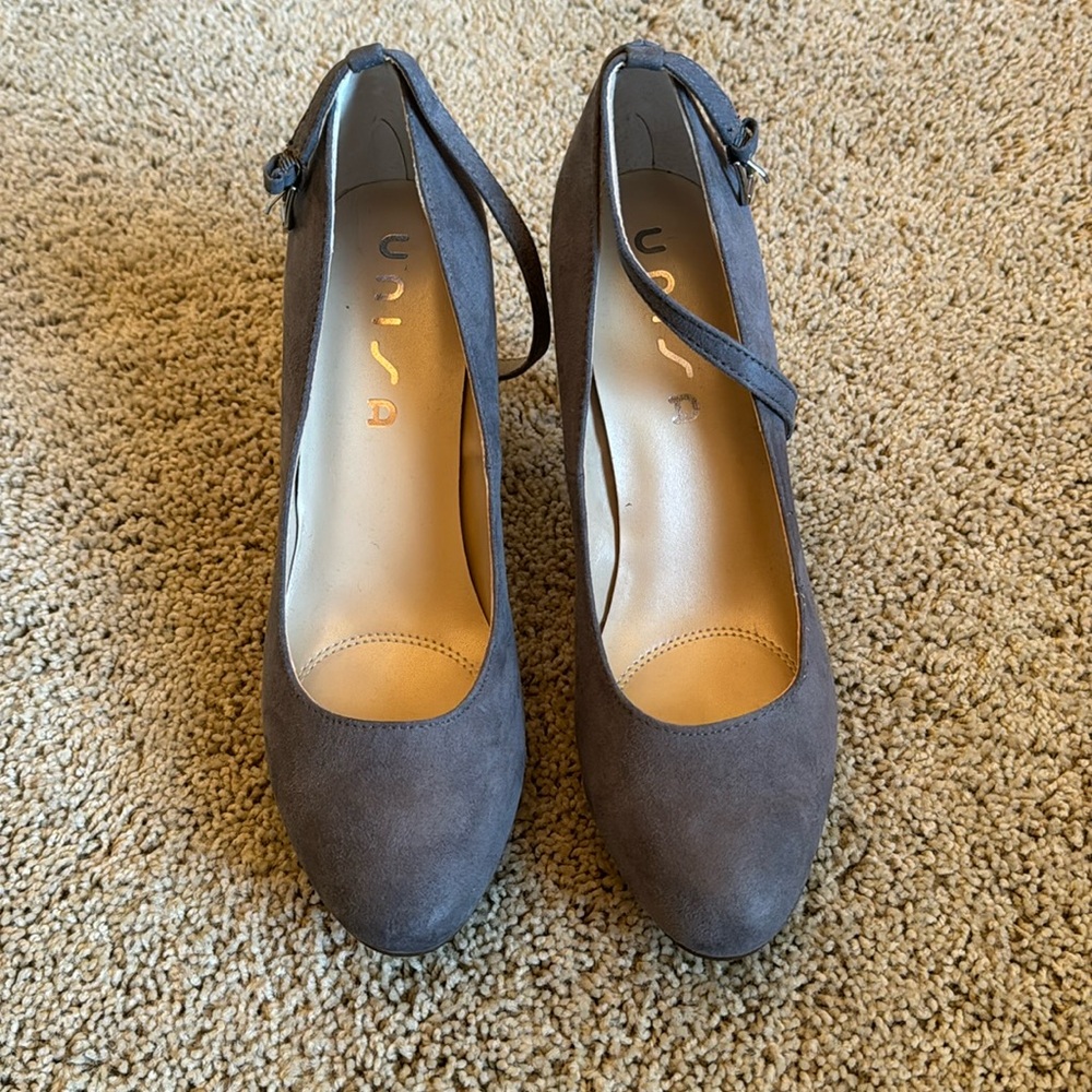Suede heels